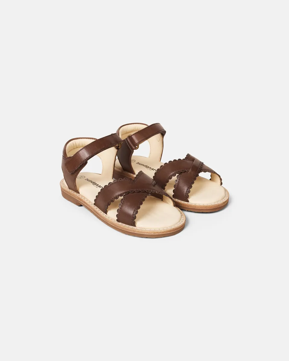 bundgaard-laura-scallop-kindersandale-dark-brown image 1