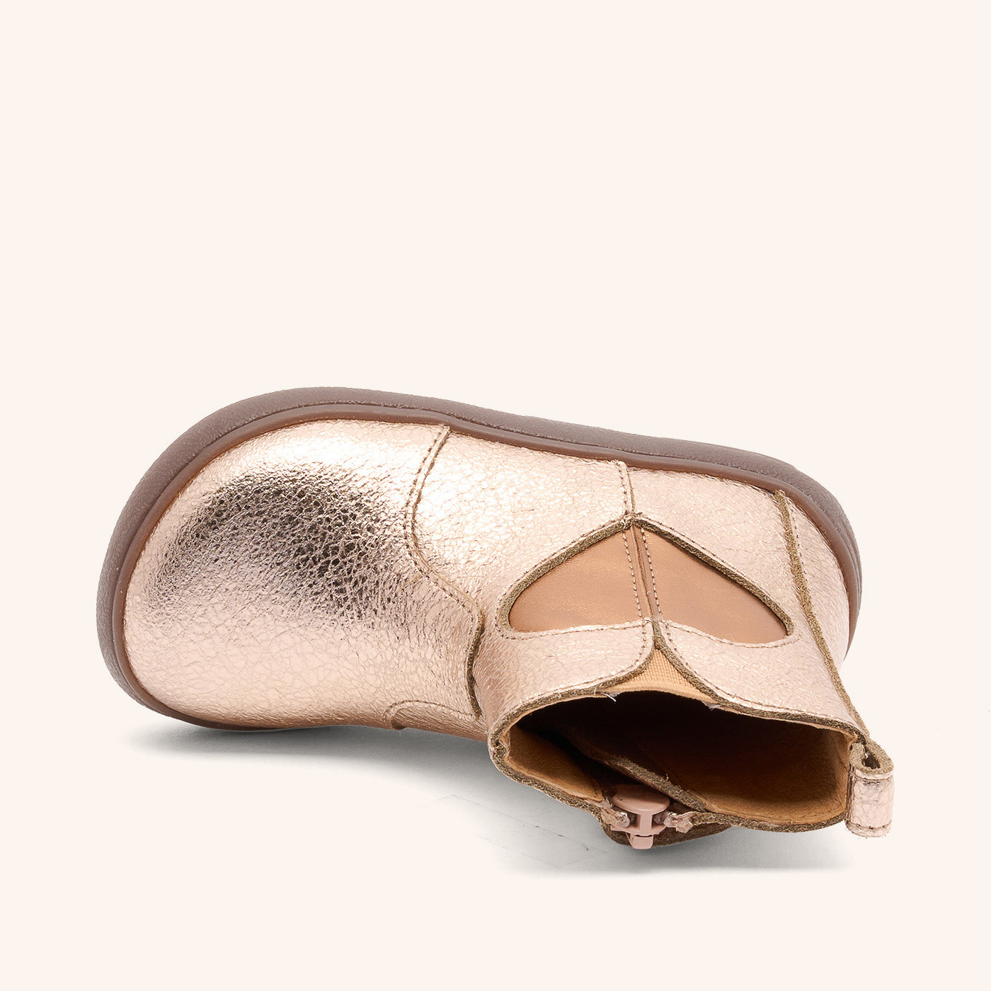 bisgaard-runa-barfu-lederstiefel-rose-gold-lauflern-kinderstiefe-mit-herzdetails image 3
