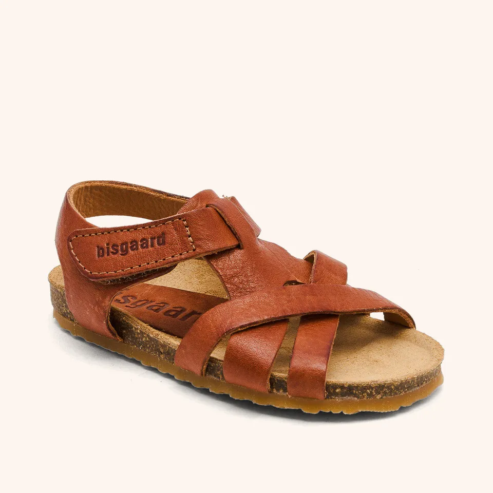 bisgaard-aiden-cognac-klassische-kindersandale-mit-rutschfester-sohle image 1