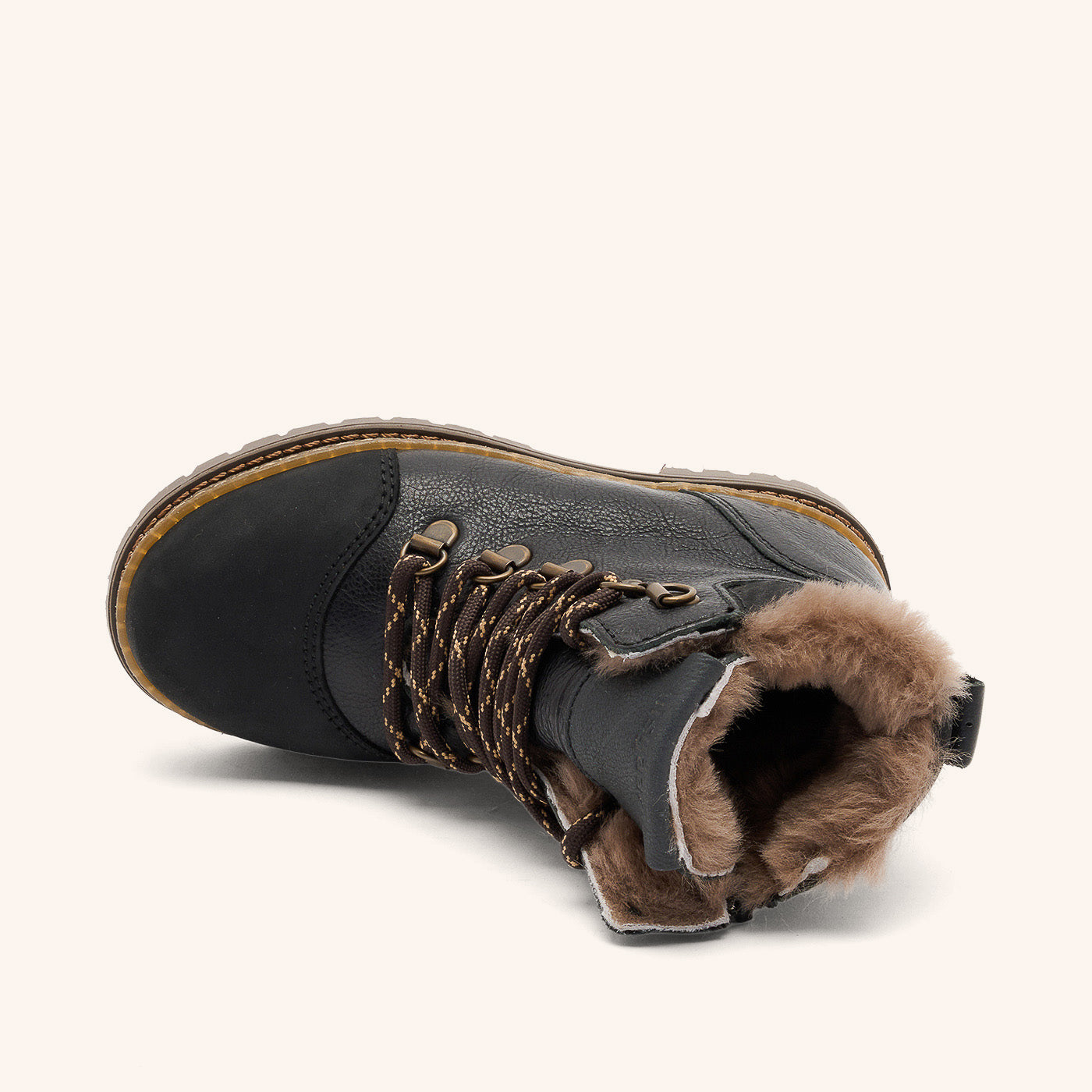 bisgaard-gert-lamb-gef-tterter-leder-schn-rstiefel-in-rustic-black-f-r-kalte-tag image 3