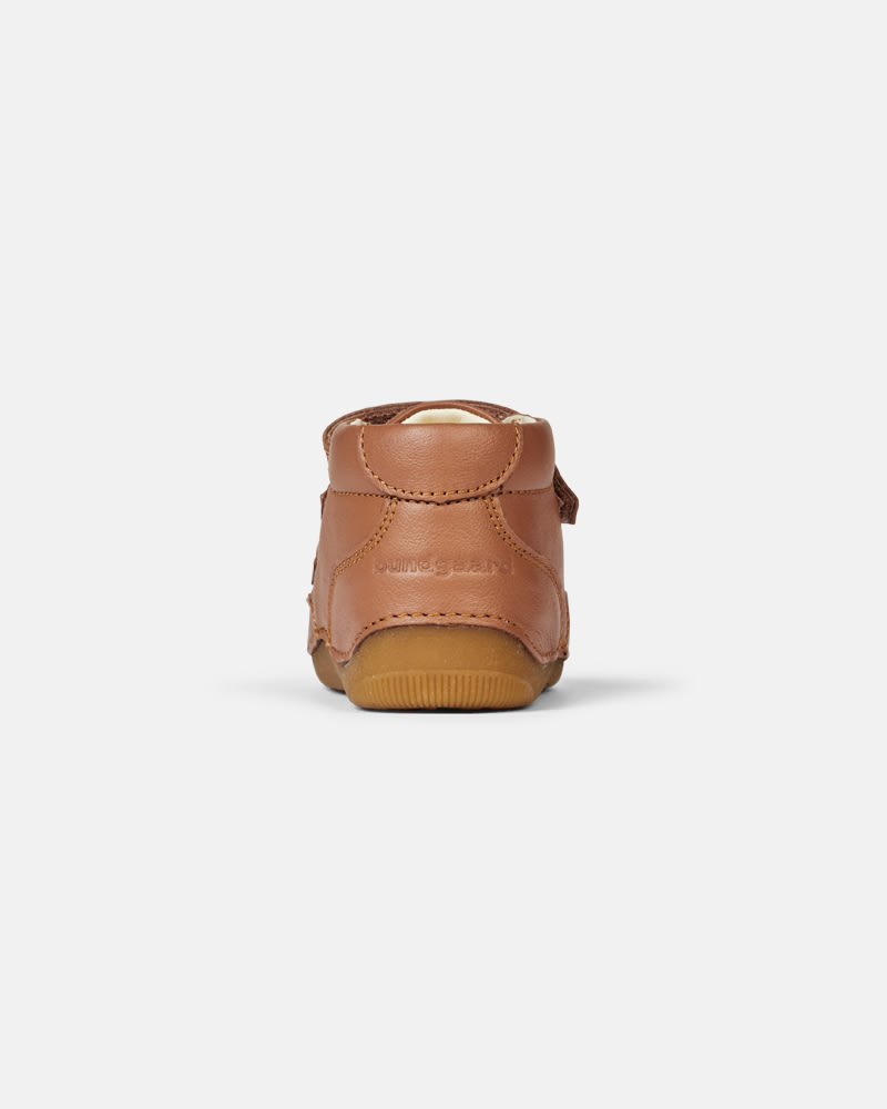 bundgaard-petit-cognac-barfu-lauflernschuh-klett-leder image 3
