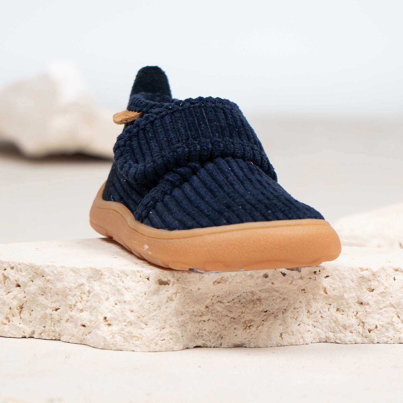 bisgaard-basic-barefoot-hausschuh-navy-corduroy image 5