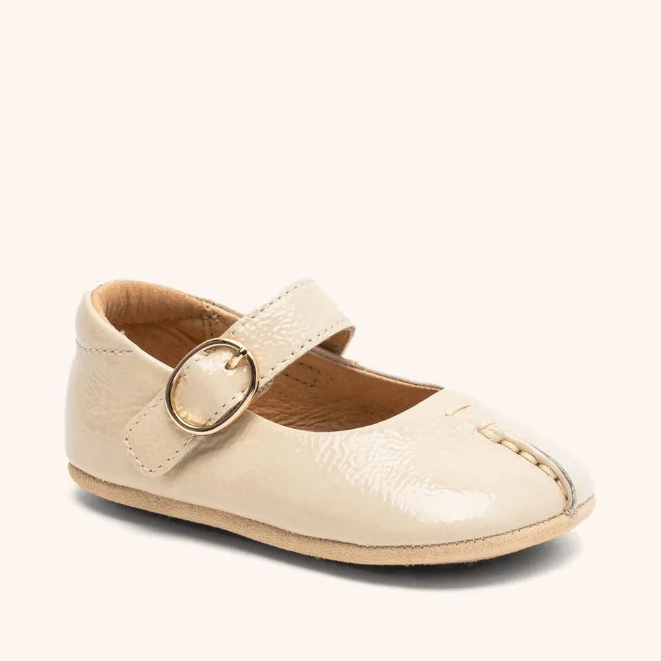 bisgaard-annabelle-ballerina-hausschuh-sand-patent-gr-18-25 image 1