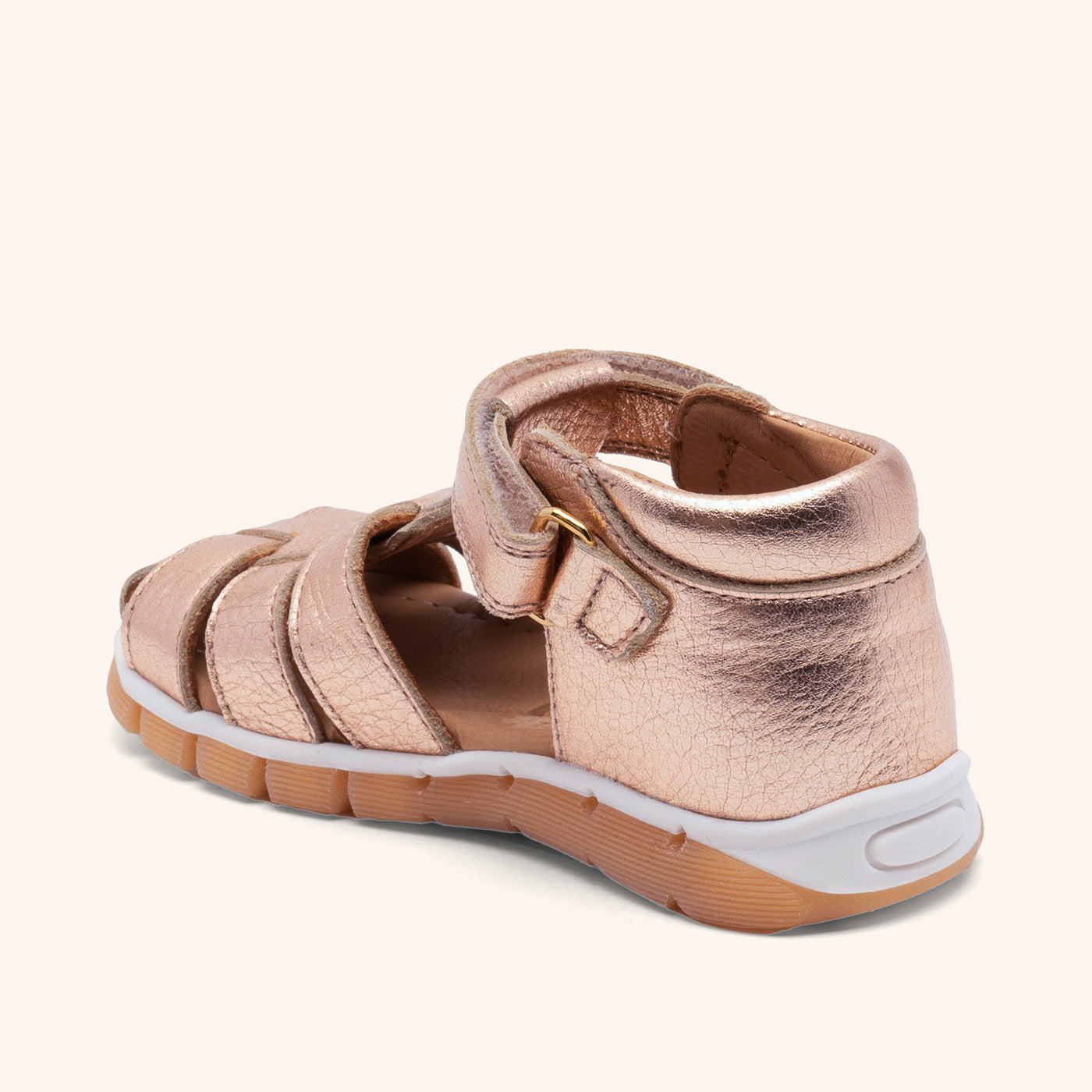 bisgaard-billie-geschlossene-sandale-in-rose-gold-elegante-kindersandale-aus-lwg image 2