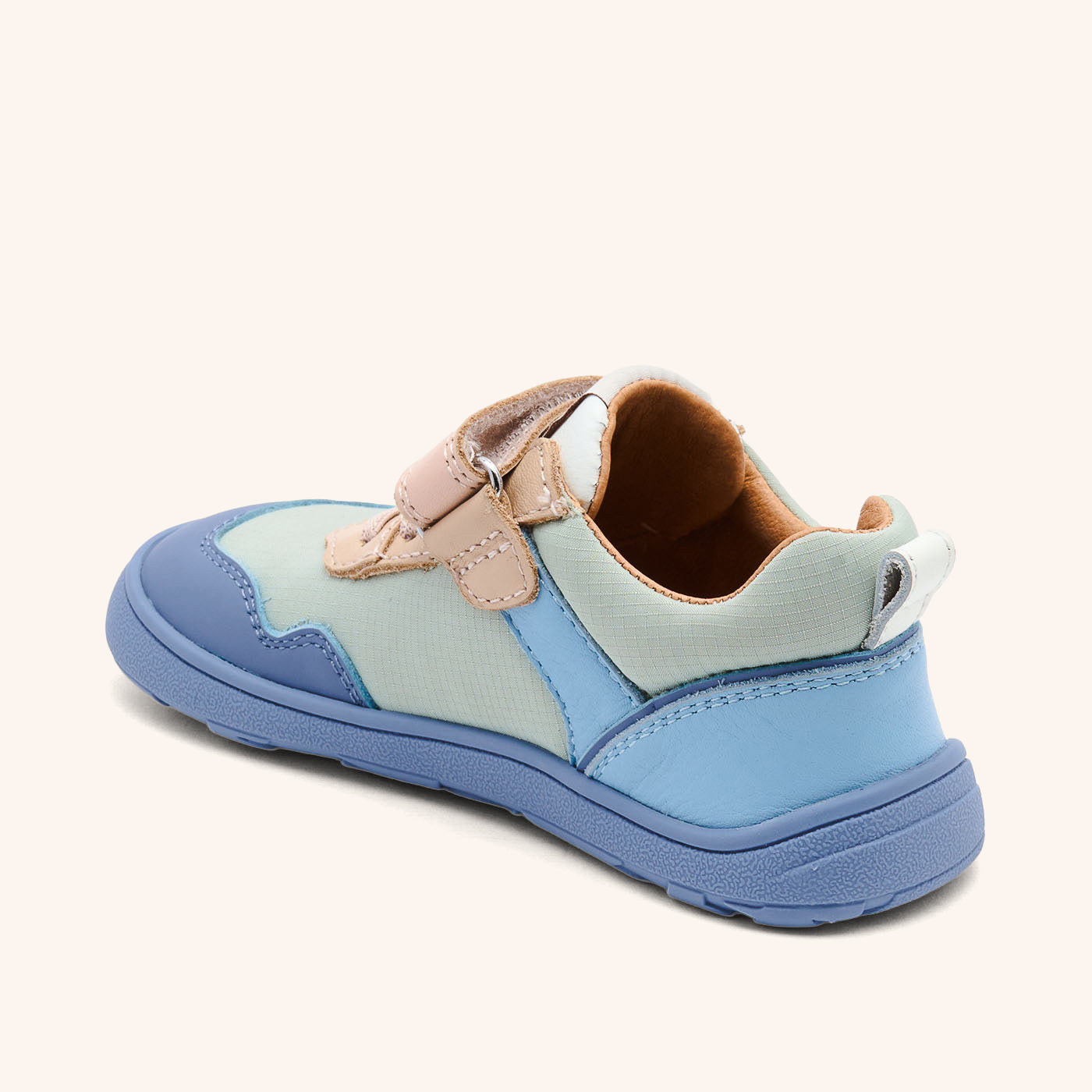 bisgaard-barefoot-baloo-sky-barfu-sneaker-aus-wildleder-und-leder-mit-breiter-ze image 2