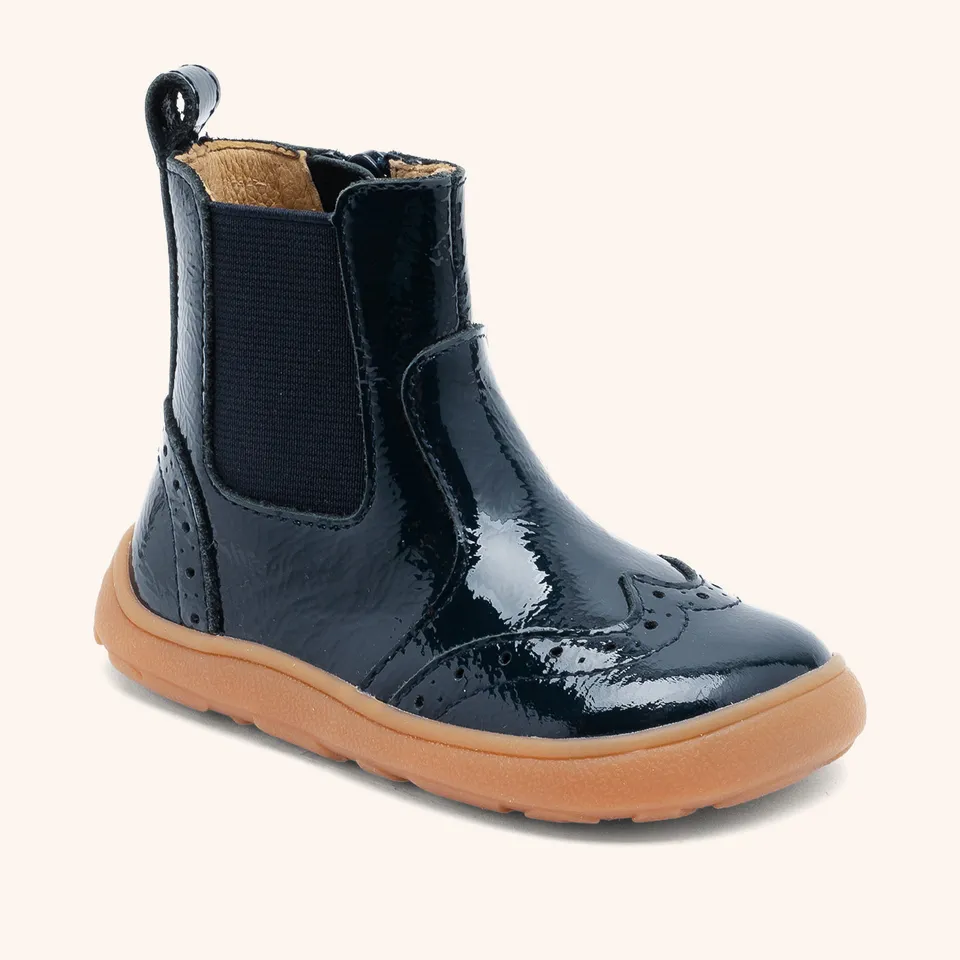 bisgaard-barefoot-katie-navy-patent-barfu-lederstiefel-mit-lochmuster image 1