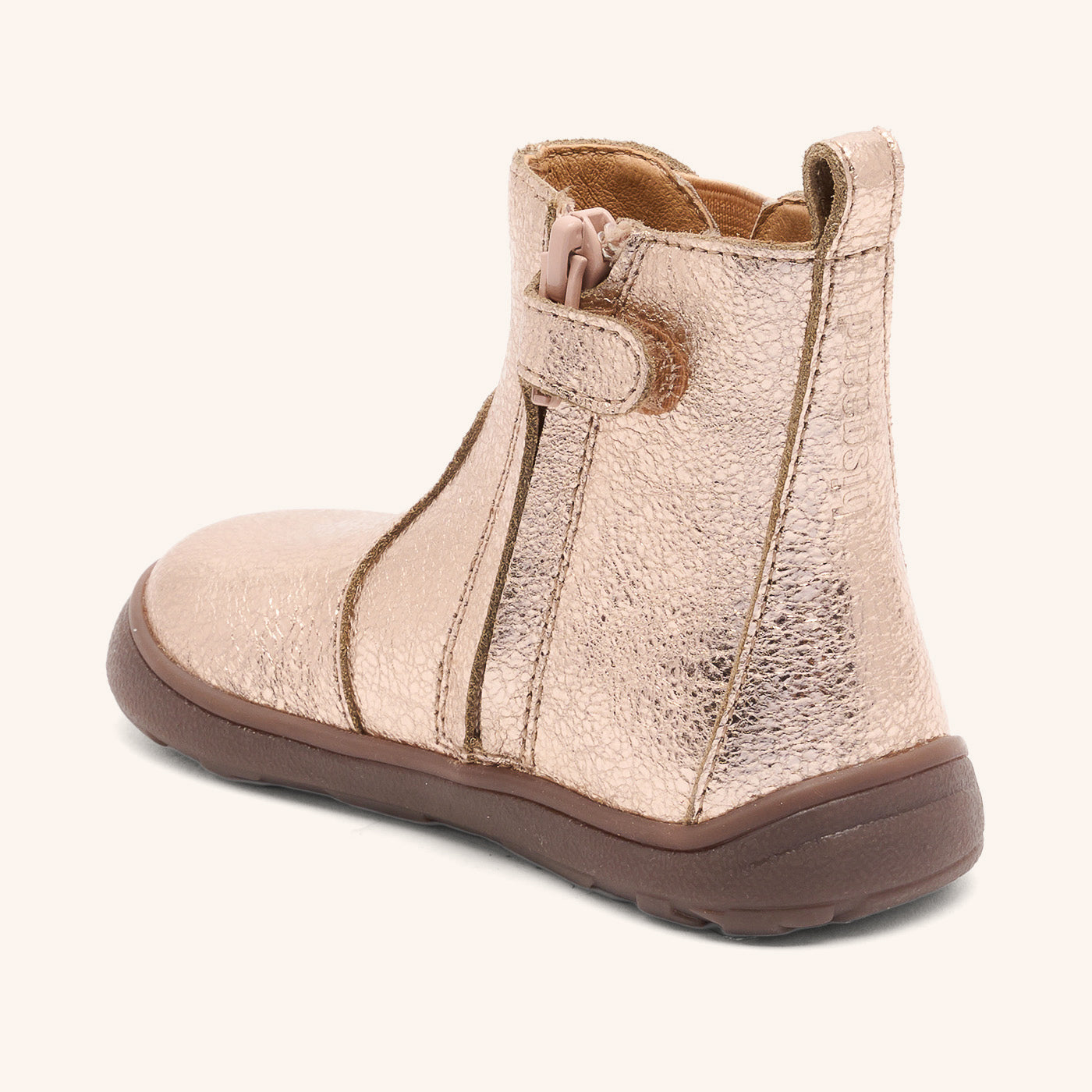 bisgaard-runa-barfu-lederstiefel-rose-gold-lauflern-kinderstiefe-mit-herzdetails image 2