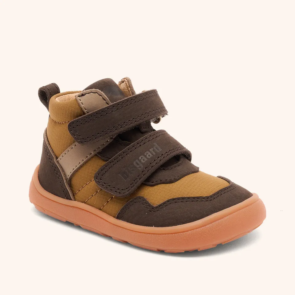 bisgaard-becky-dark-brown-barfu-sneaker-aus-lwg-zertifiziertem-leder image 1